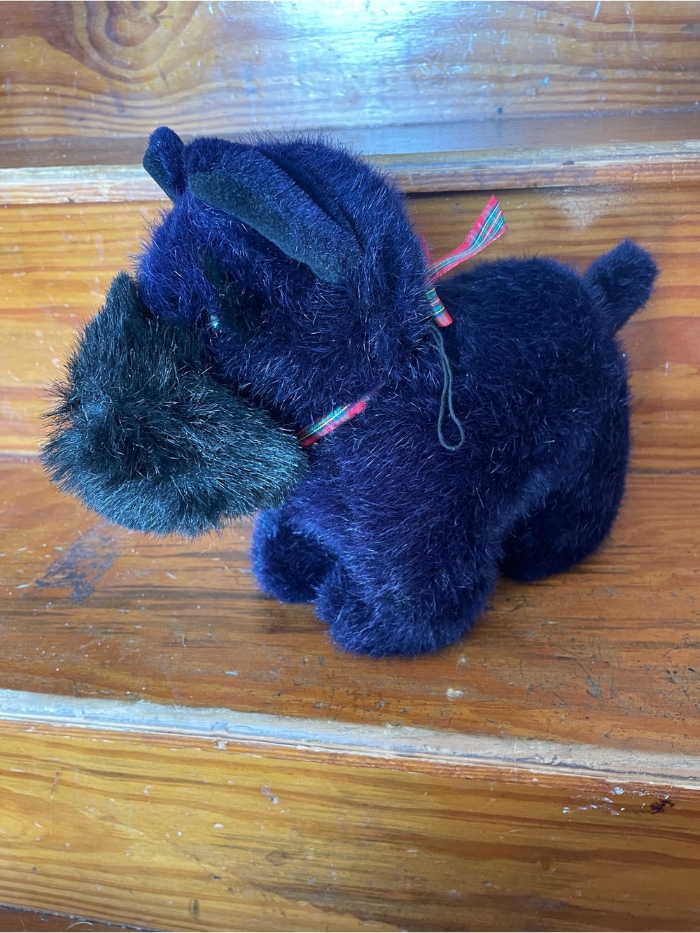 Vintage 1995 Dakin Plush Scottie Dog with Plaid Collar kids toy collectible